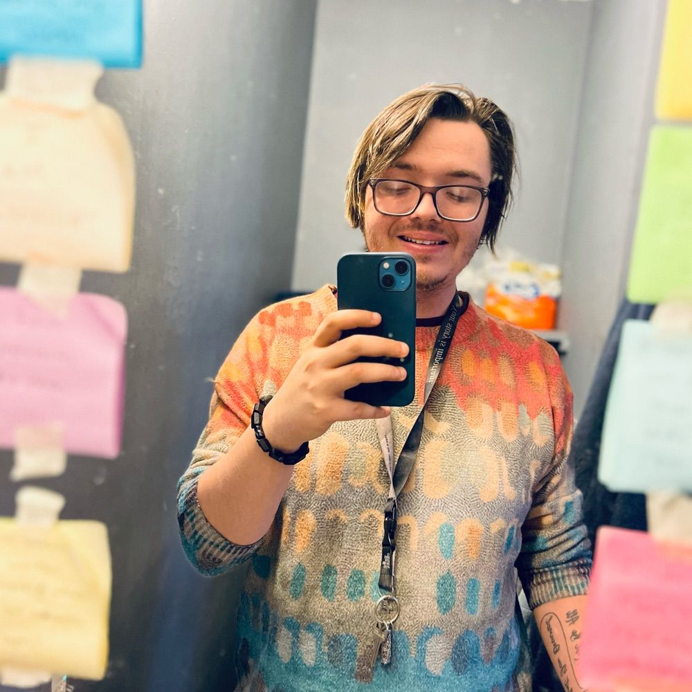 Author Alec John Belle