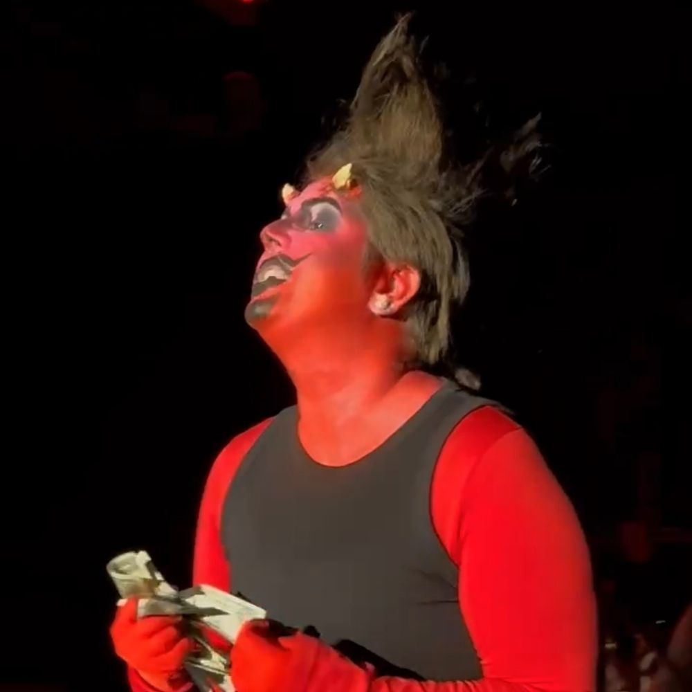 Crimson Mae