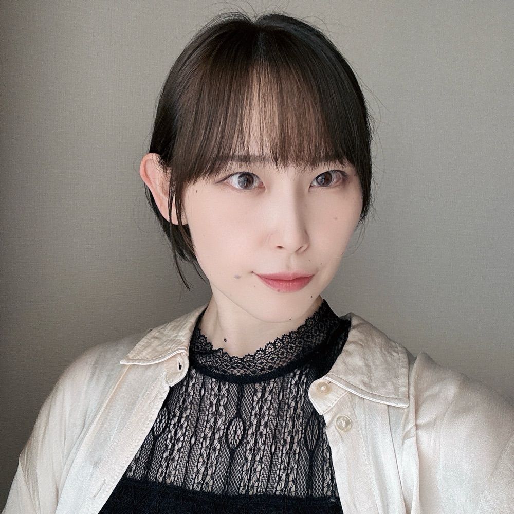 張替 りさ