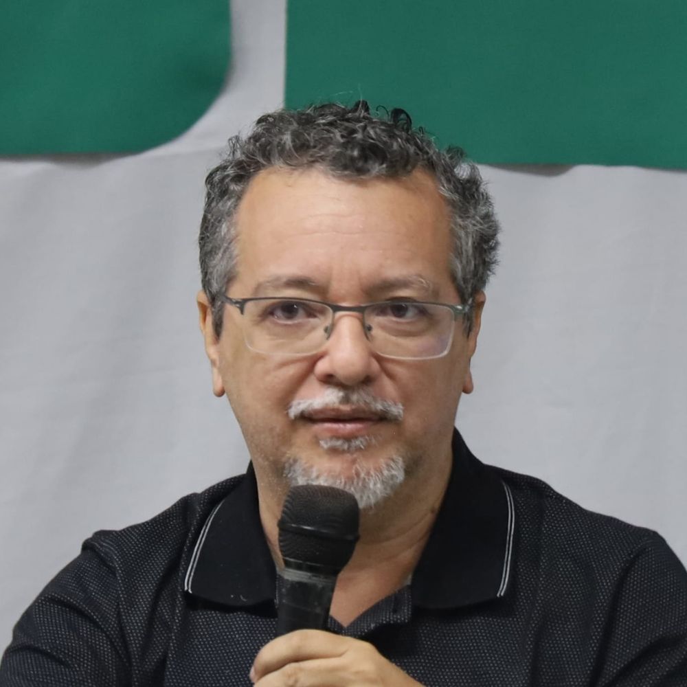 Prof. Alexandre Costa