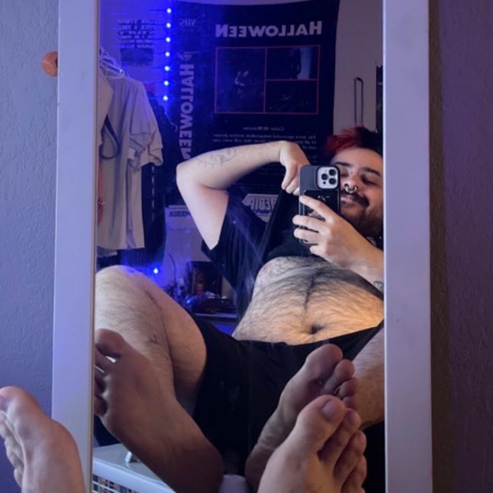 👣