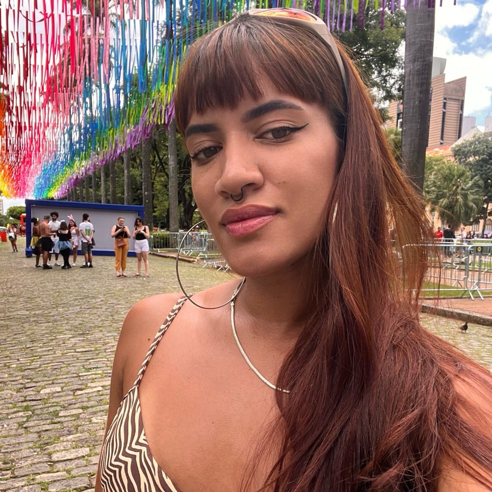 Thaês
