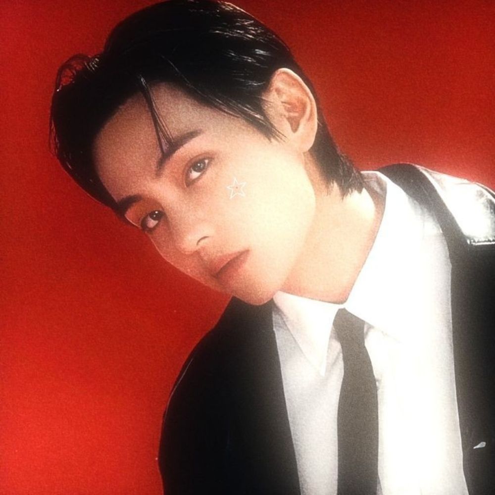 𝐅𝐞𝐟𝐞 ★
