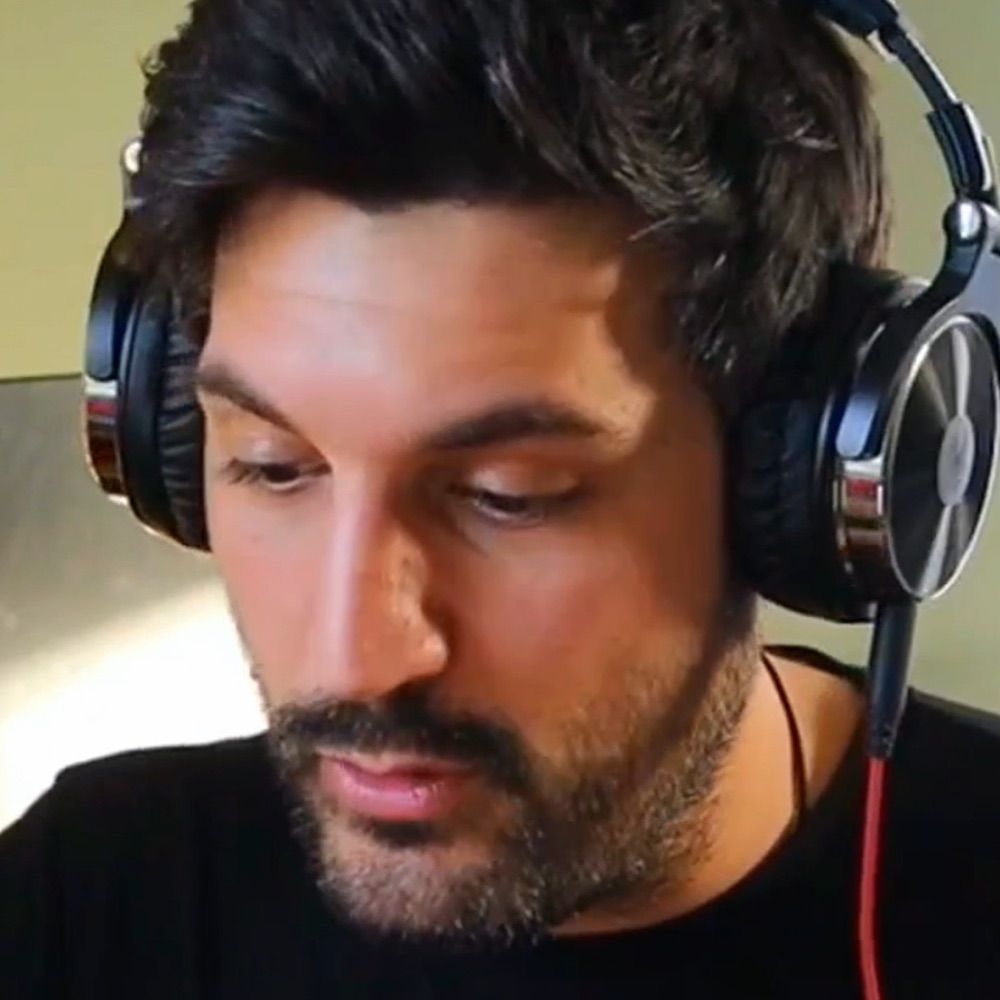 Tom Piccirilli (The Dad Vibes)