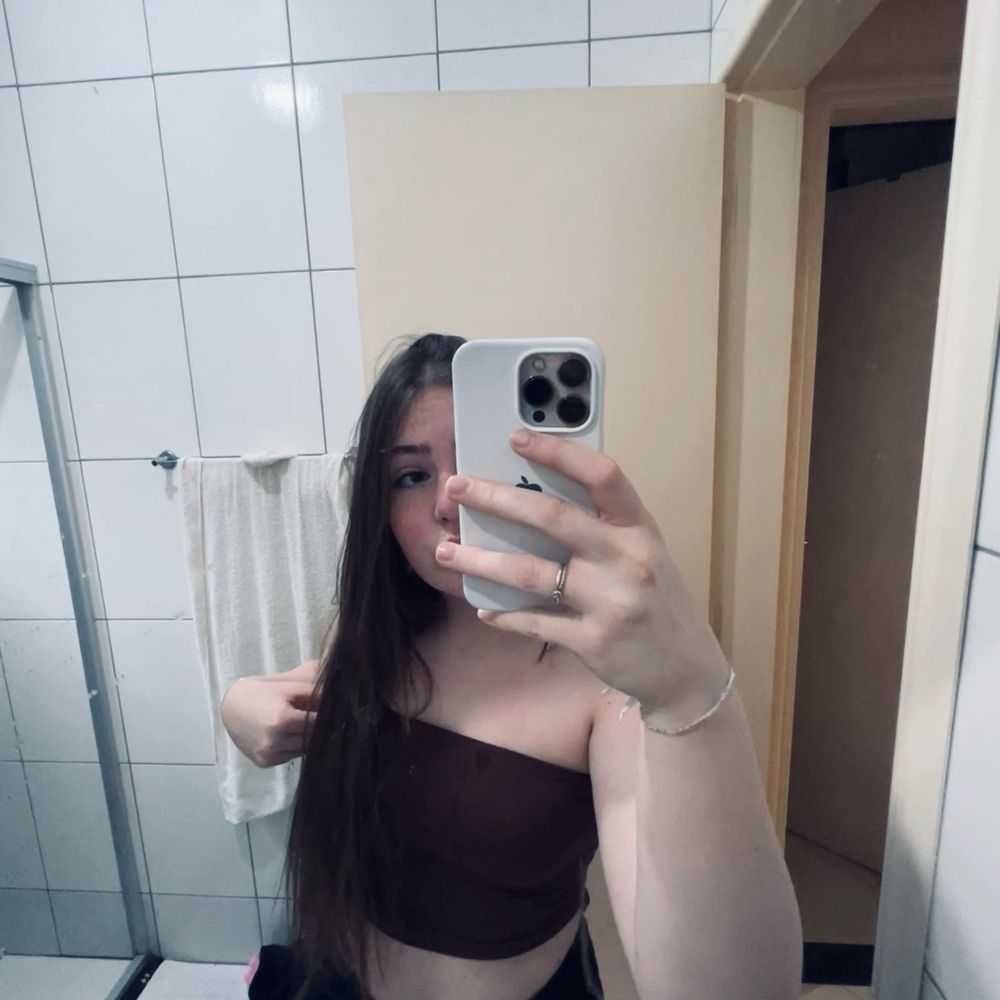 👸🏽
