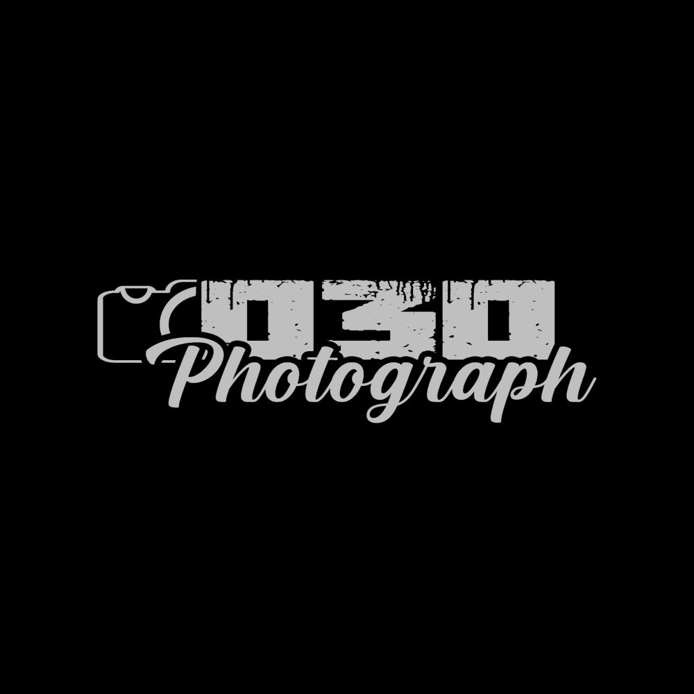 030photograph
