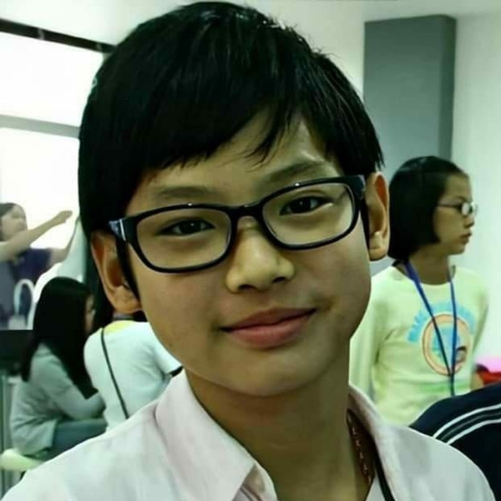 Hanger emas metawin