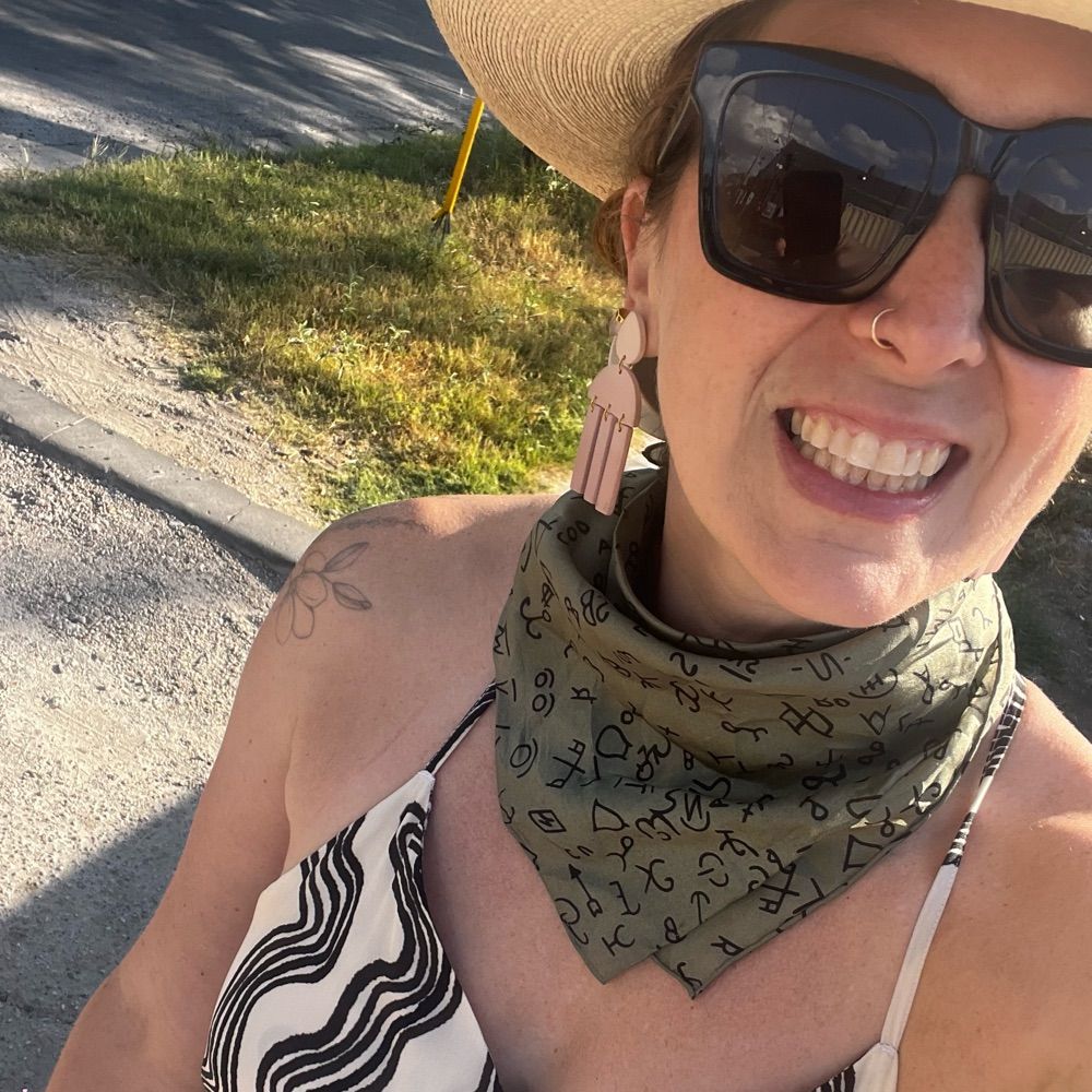 Laurie Hahn Ganser (she/her/hers)