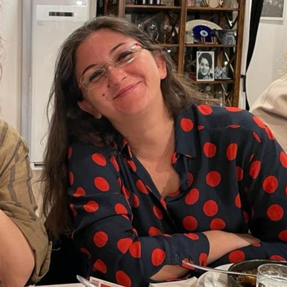 Gül Dönmez 