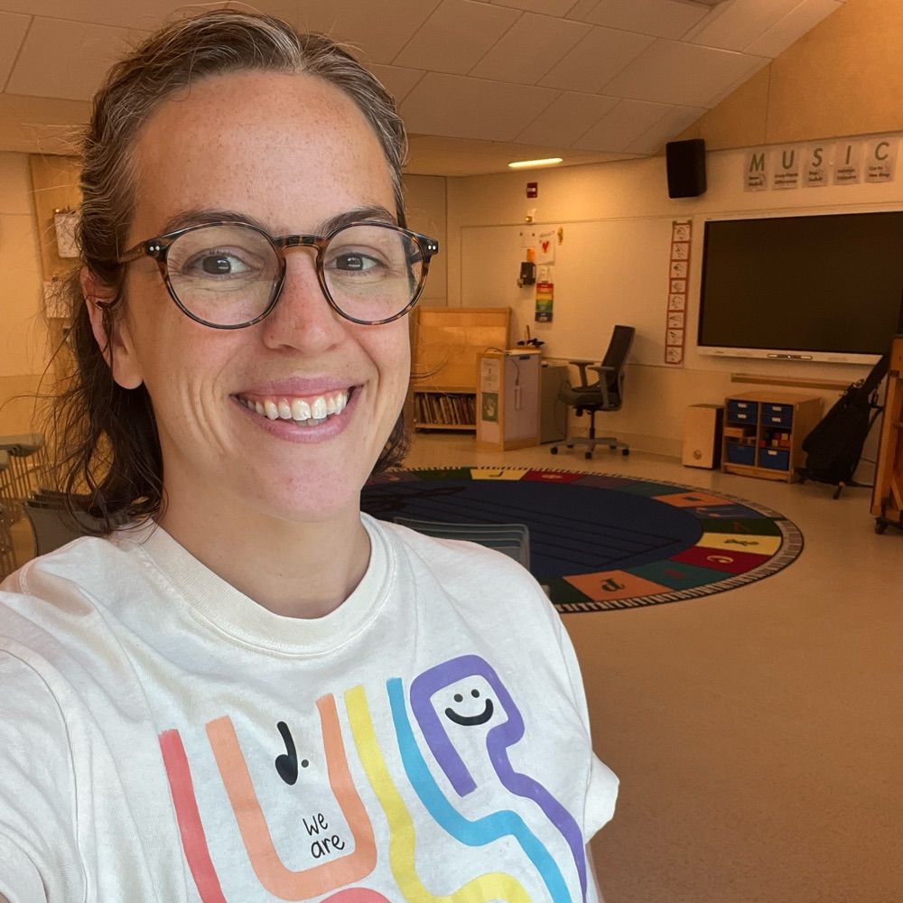 Ms Cecchini | Music Teacher and Choral Director