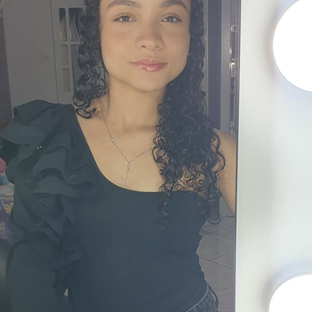 Larissa 