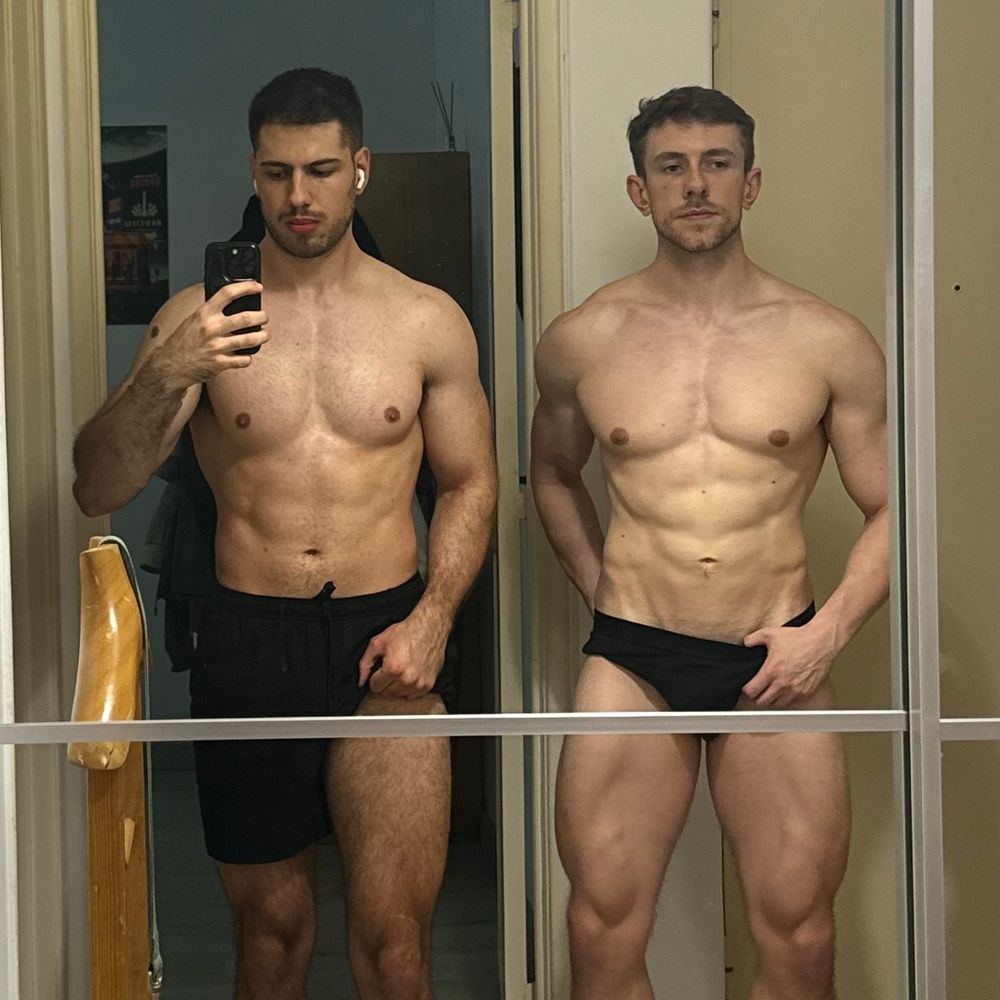 Oliver & Dylan 🍑🚀