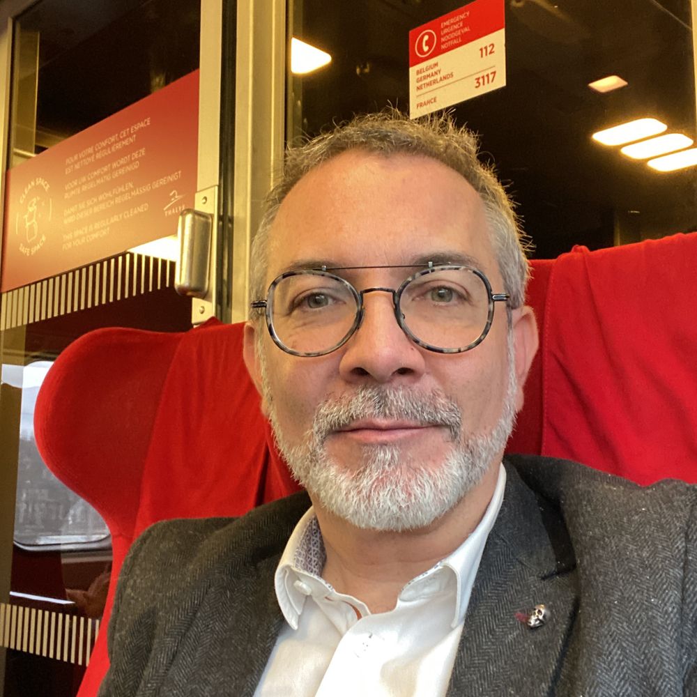 Dominique QUÉRÉ