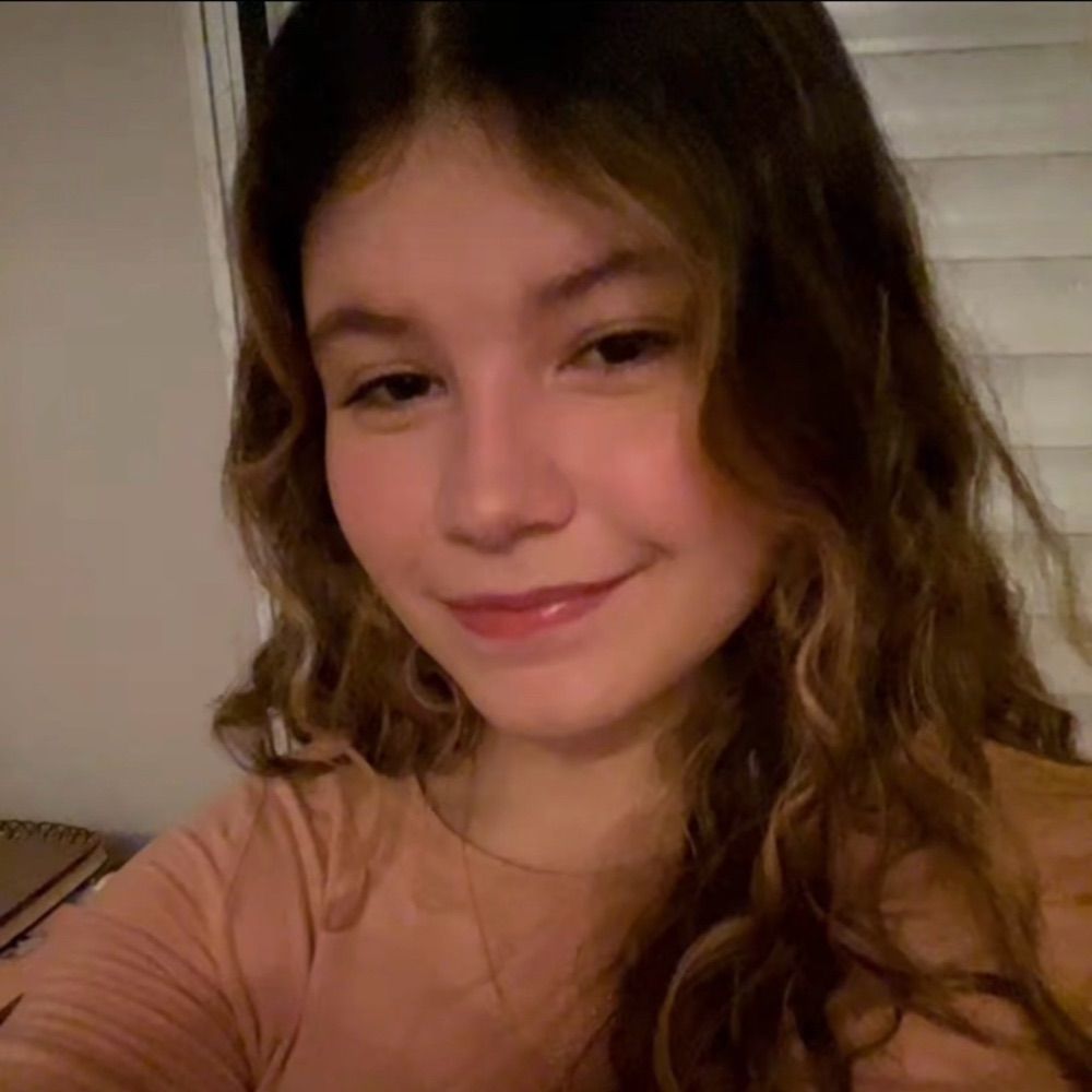 Júlia ⛈️⛈️