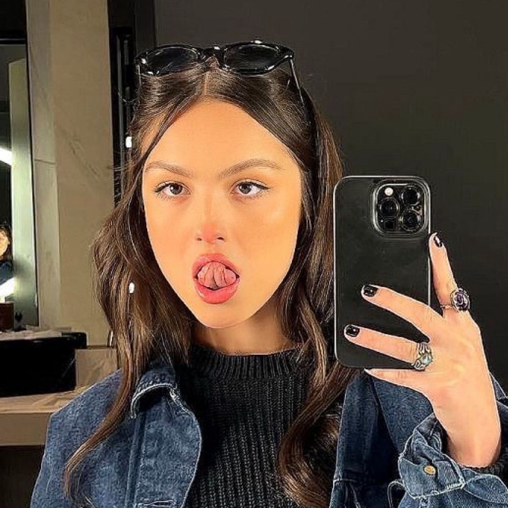 Bruna🦦