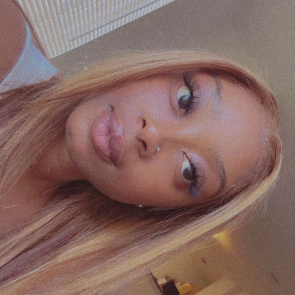Lay 💋