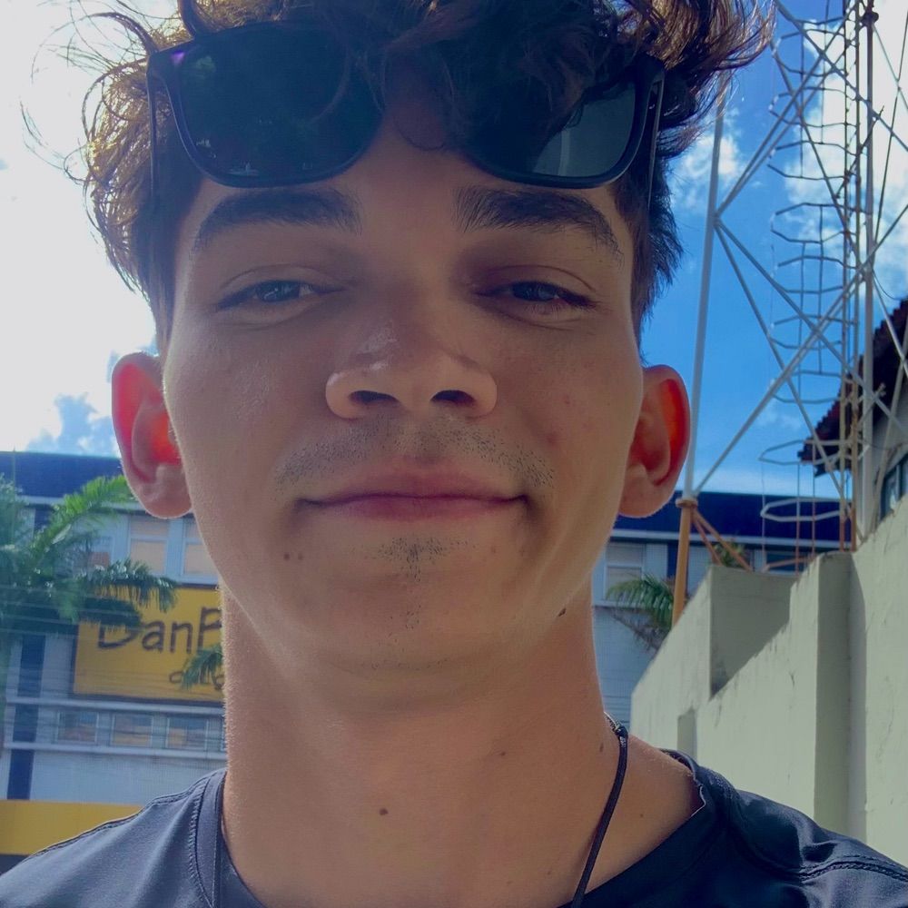 lucas🛸