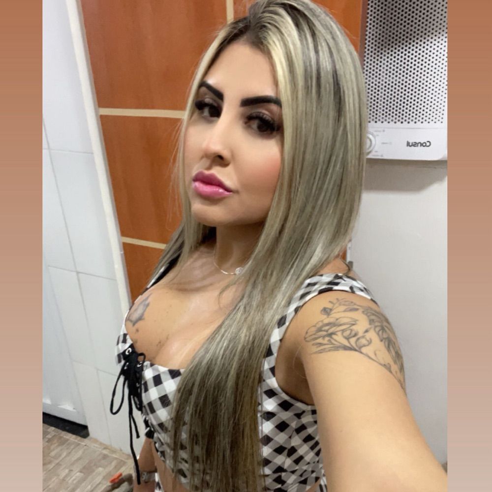 Carla Lacerda 
