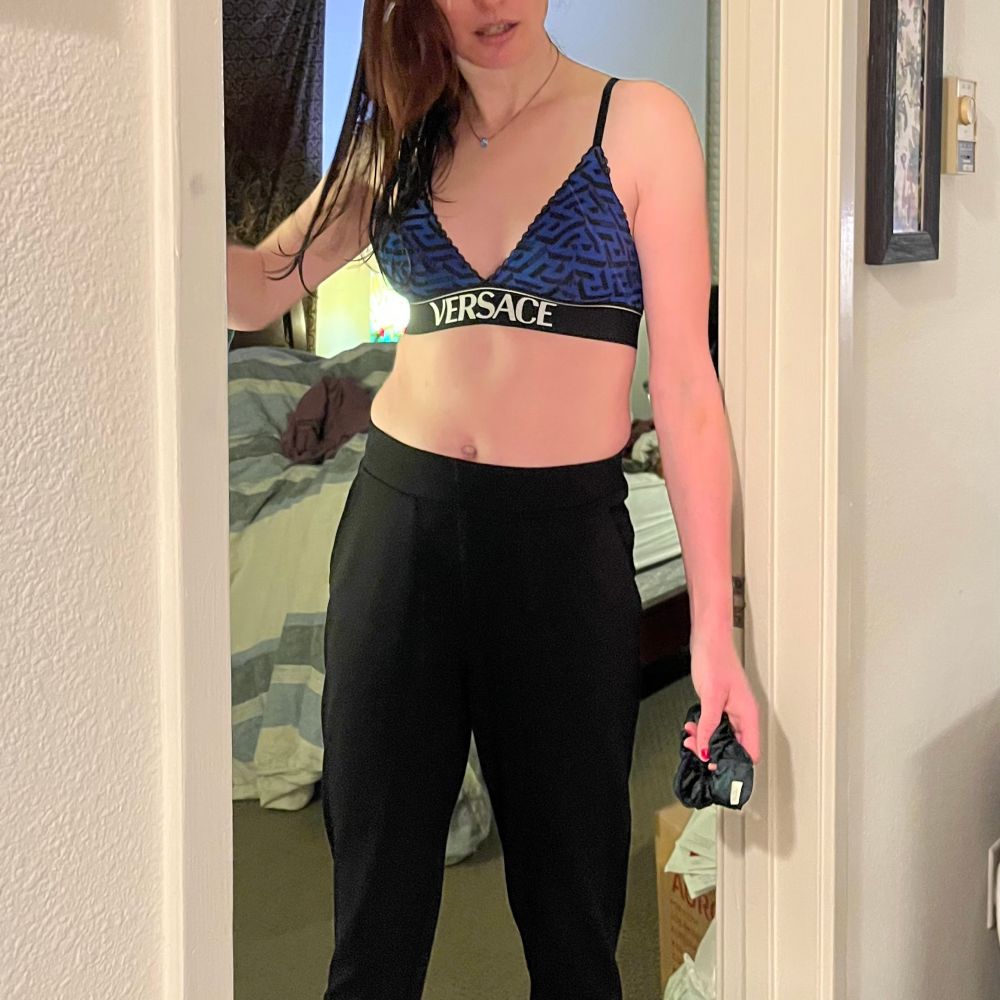 🥸