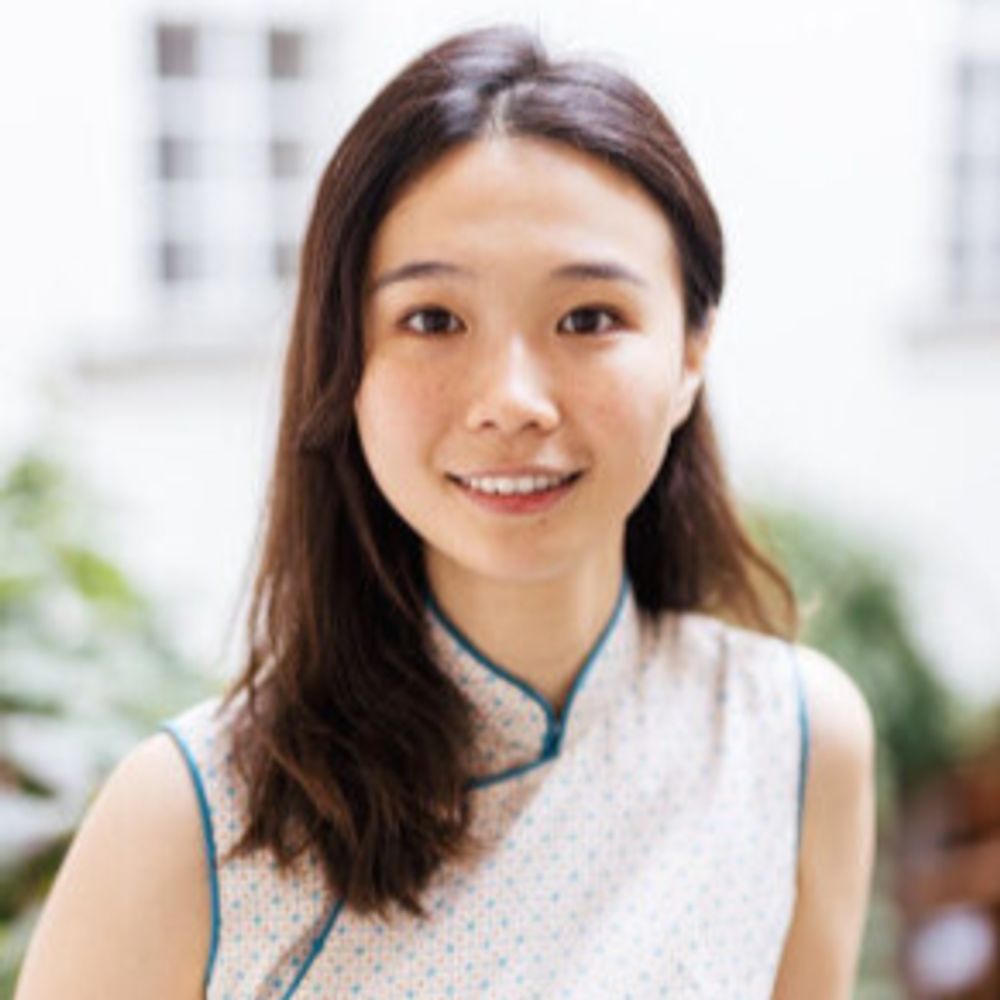 Chung Ching Kwong 鄺頌晴