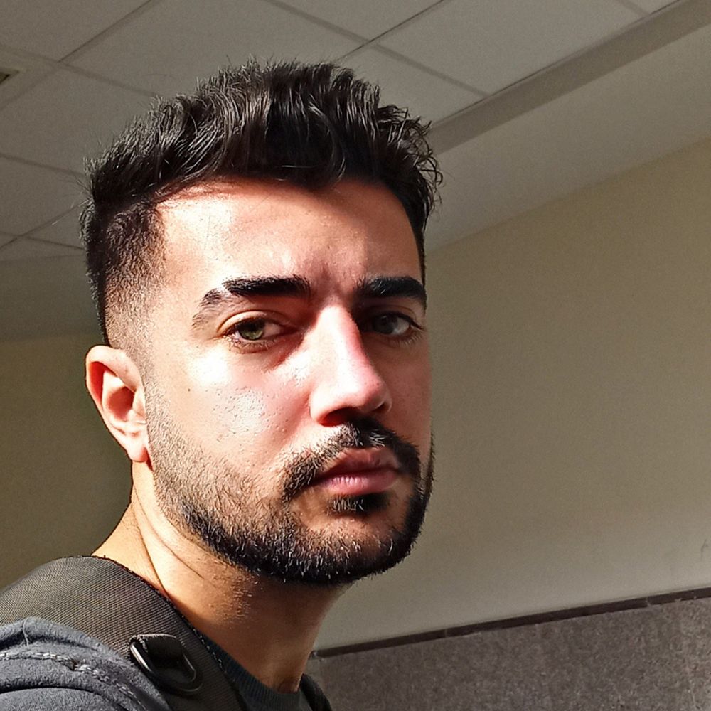 Erfan Karimi