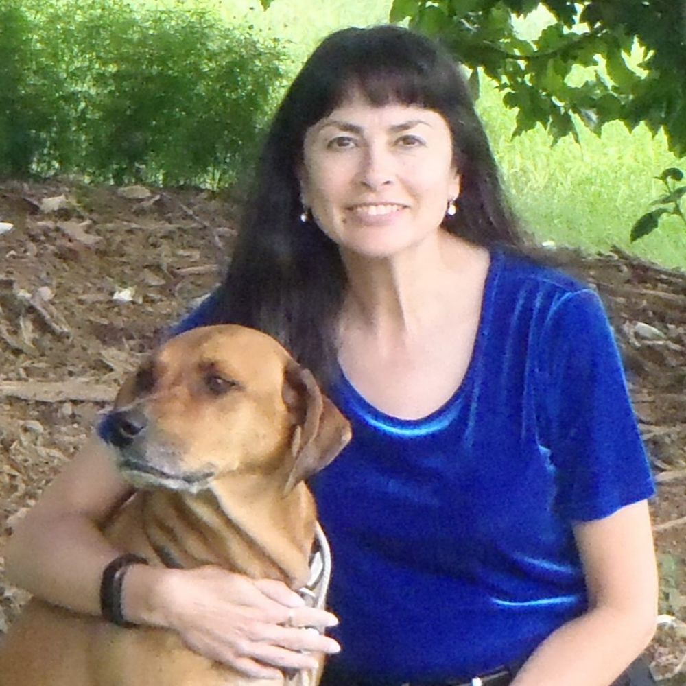 Reyna Favis