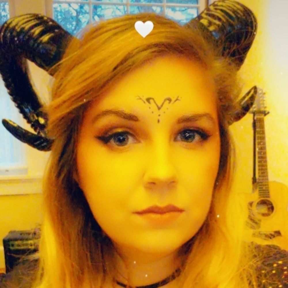 Hannah Deatherage | UNRAVEL on AO3