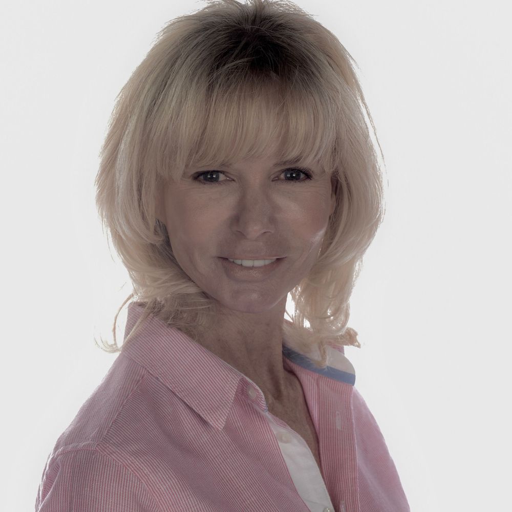 Maxine Bryce Relationship Coach 