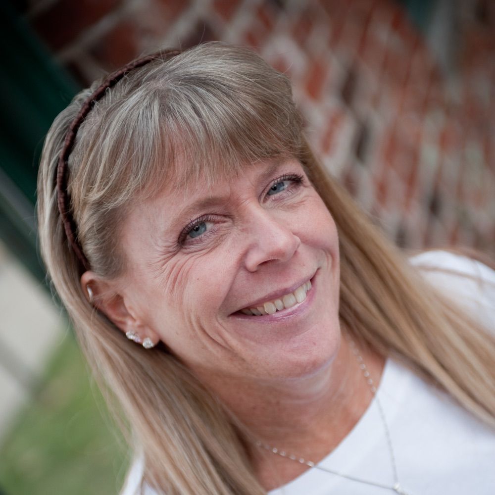 GinaDannaAuthor