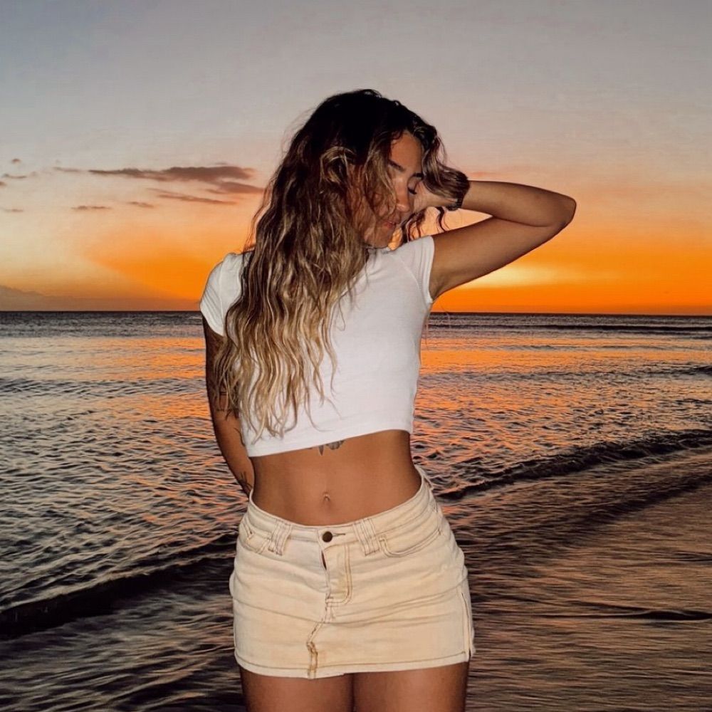 Ava
