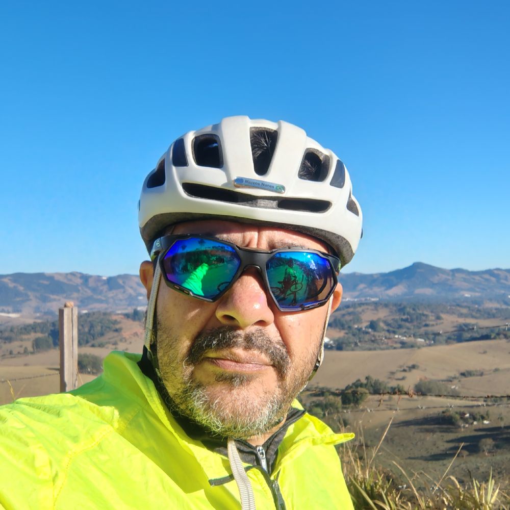 marcos-64.bsky.social