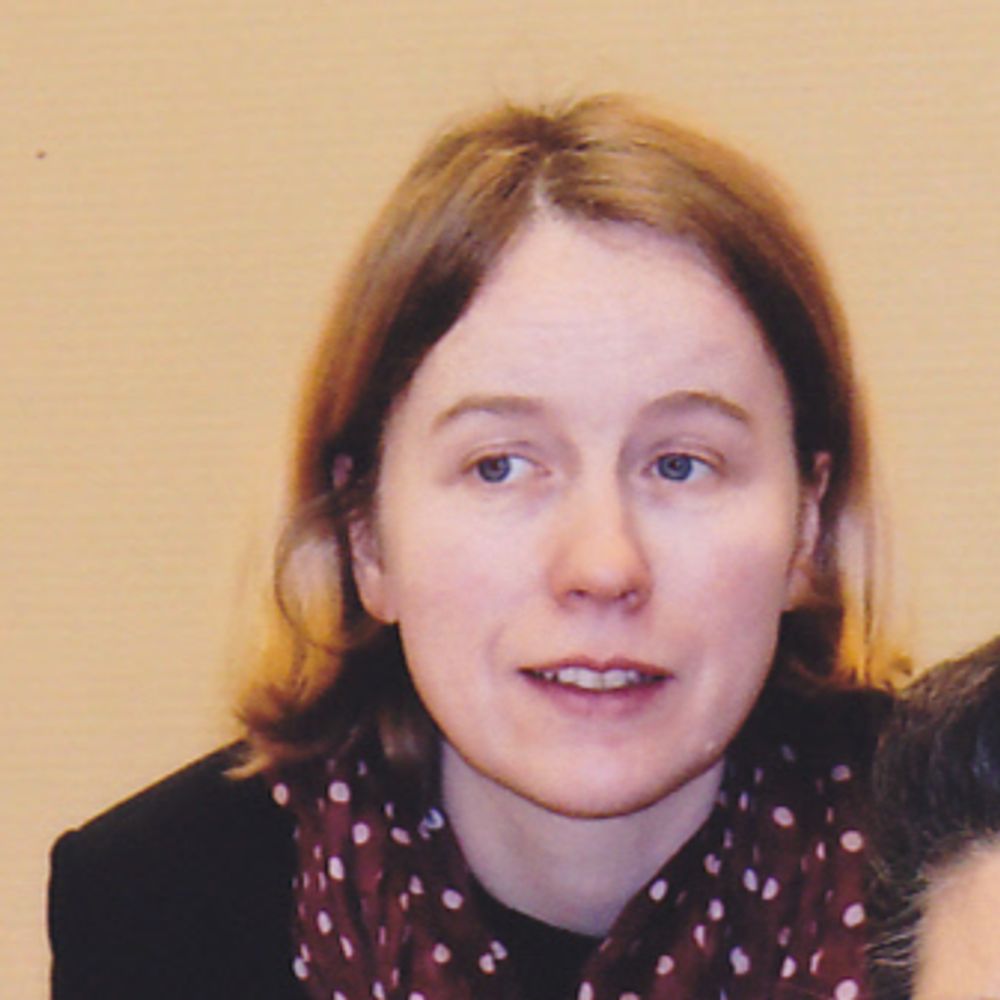 Dr Elizabeth Chappell 