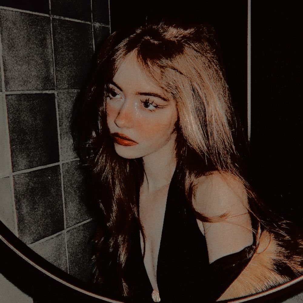 𝒋𝐞𝐬𝐢𝐧𝐢𝐚 𝒏𝐞𝐢𝐥𝐰𝐚𝐫𝐭.