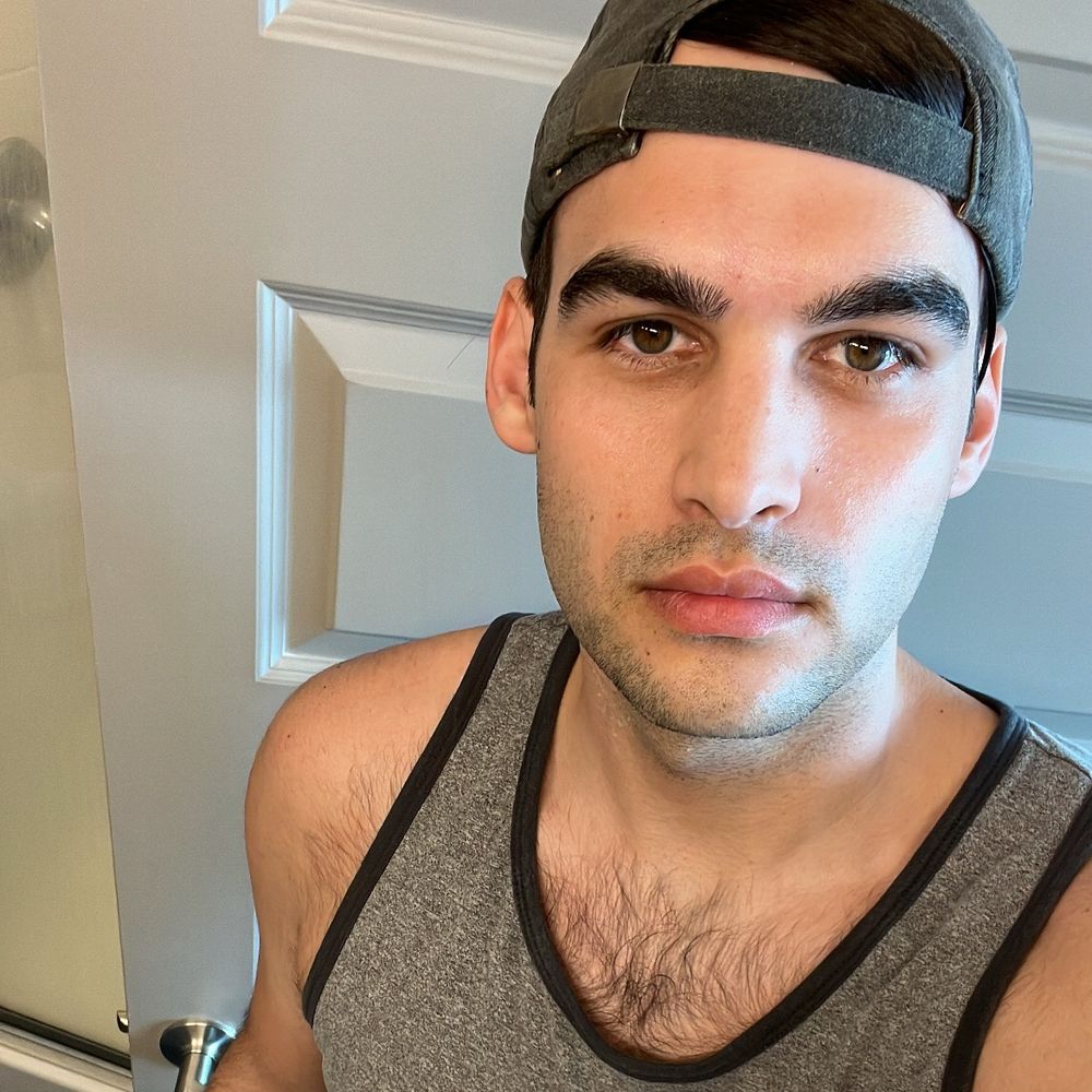 sAm