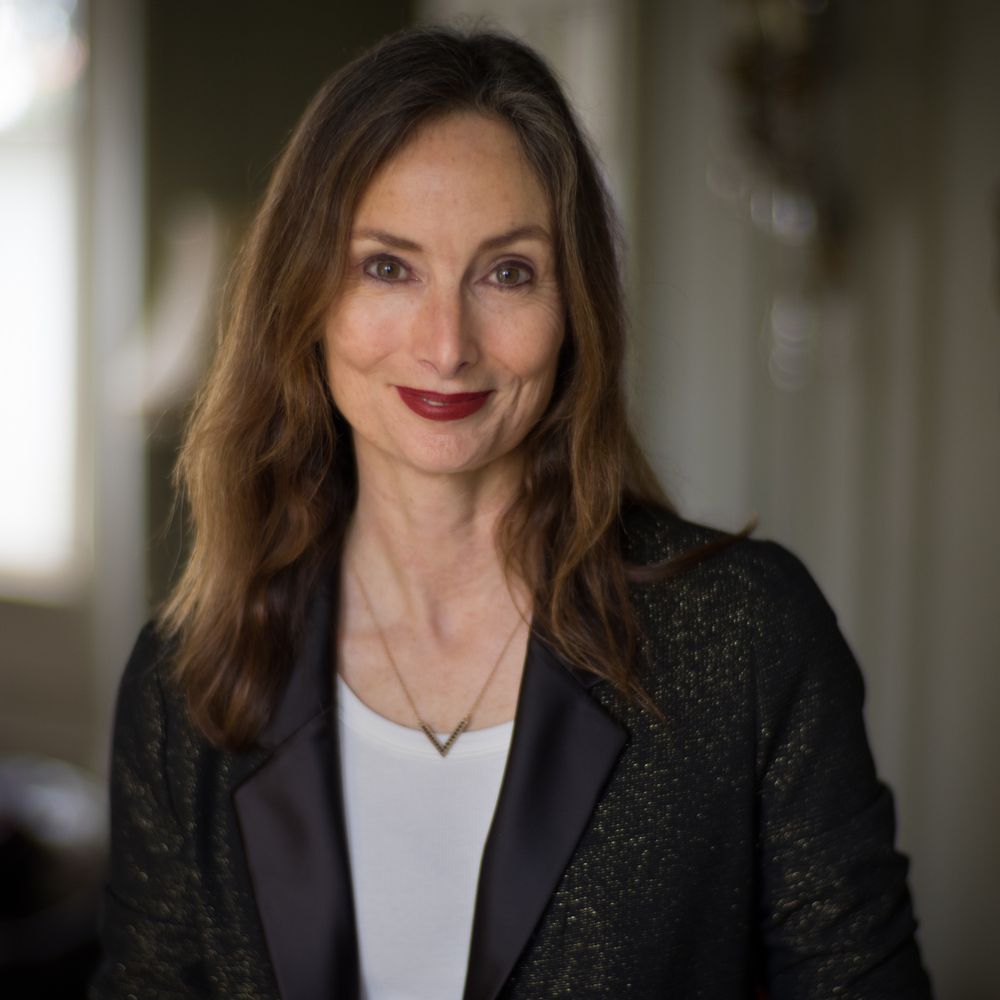 Karen Dobres