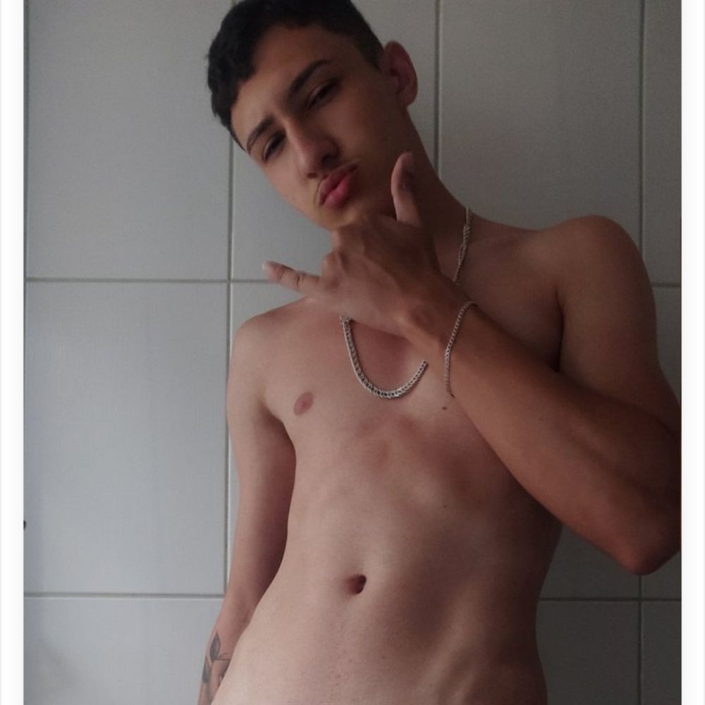 Novinho tatuado