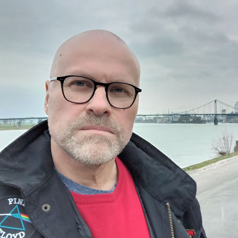 Peter Tschorny