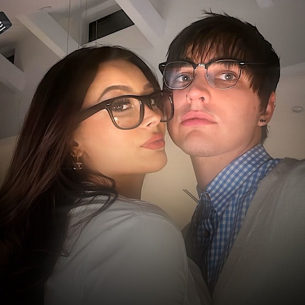 𝕭𝖗𝖎 <3 (𝖈𝖆𝖑𝖎𝖆𝖘 𝖛𝖊𝖗𝖎𝖘𝖔𝖓)