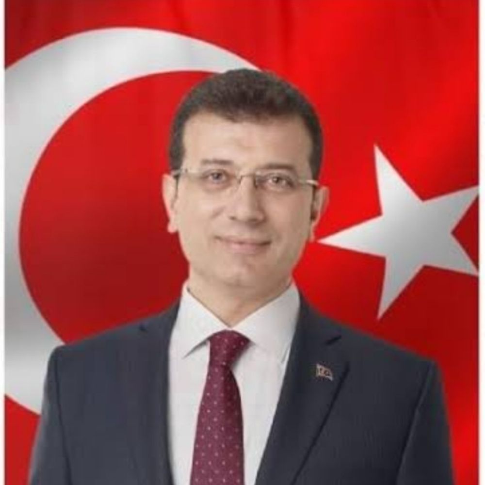 Luzumsuz işler müdürü