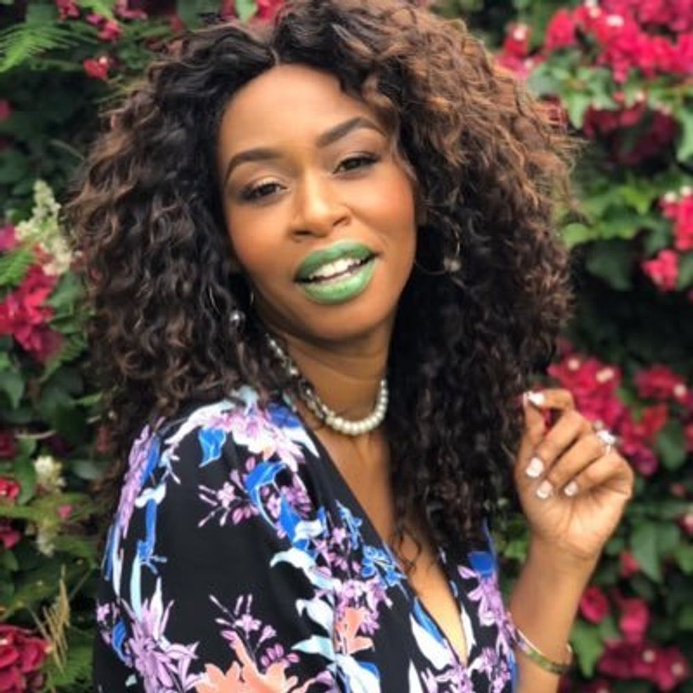 GloZell Green