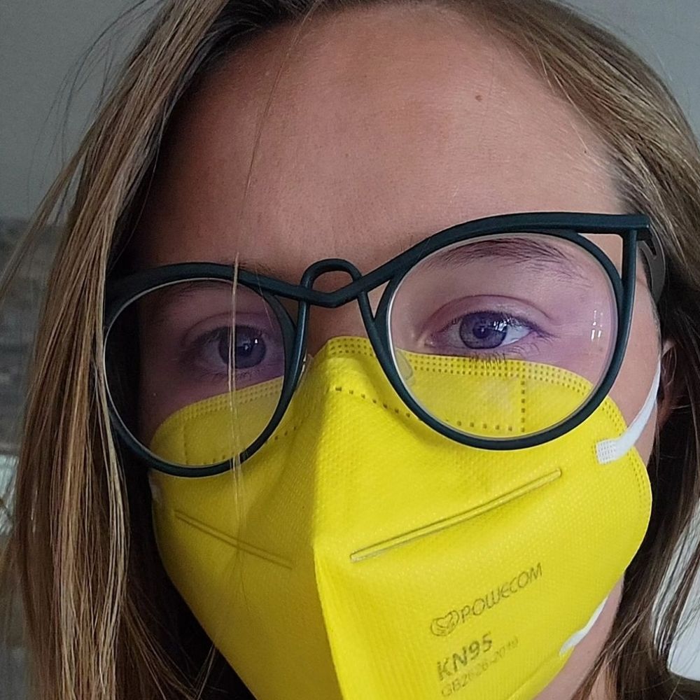 wear a mask 😷