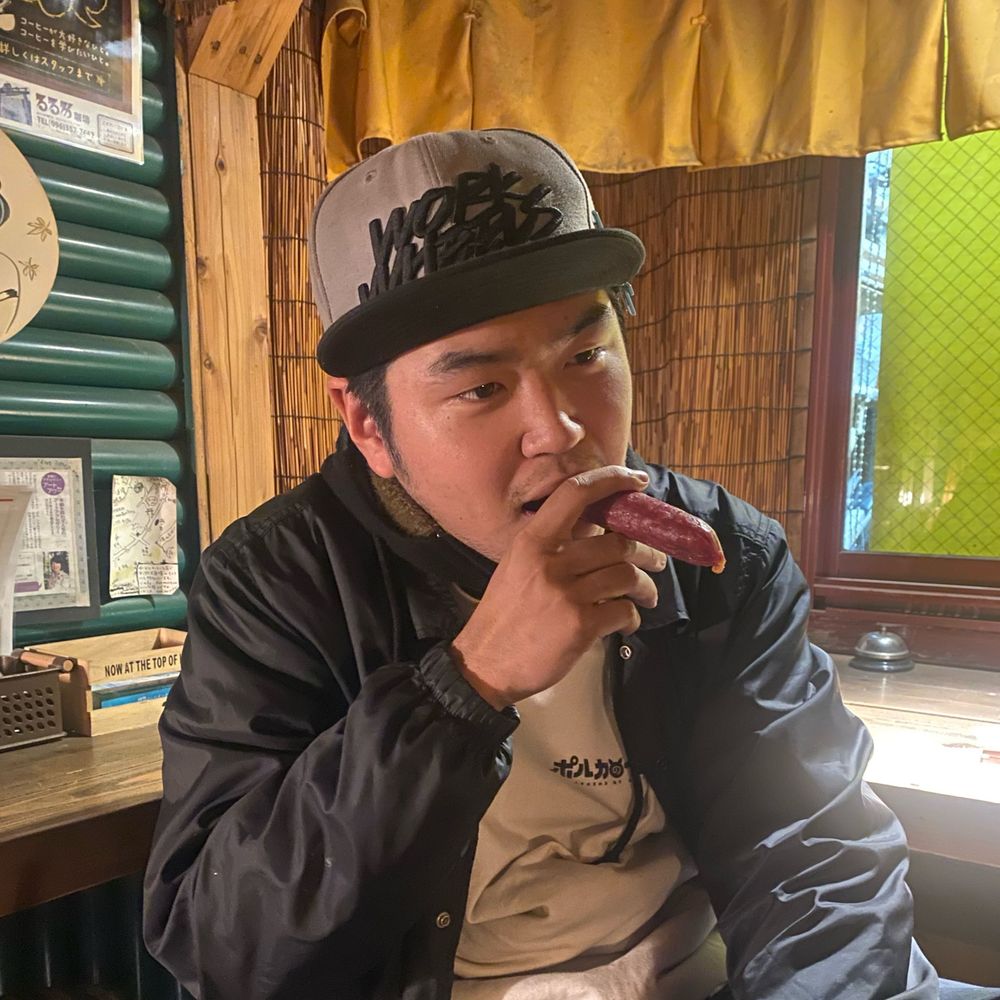 トモン