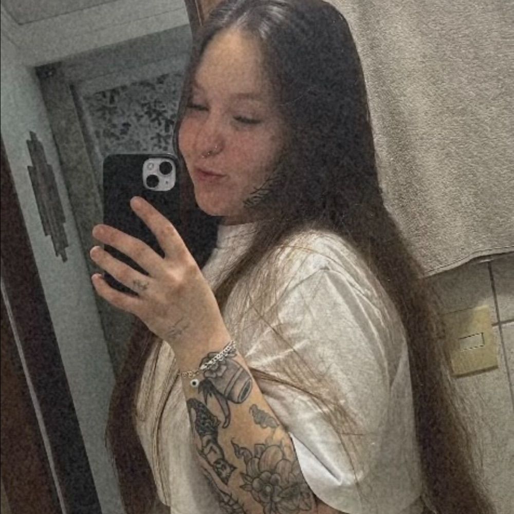 Thaís