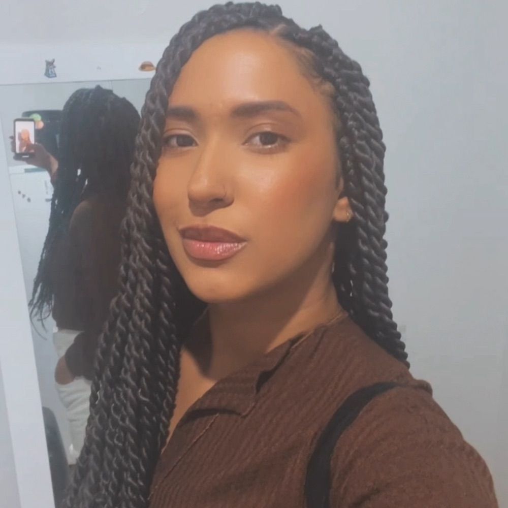 Synthya Maia