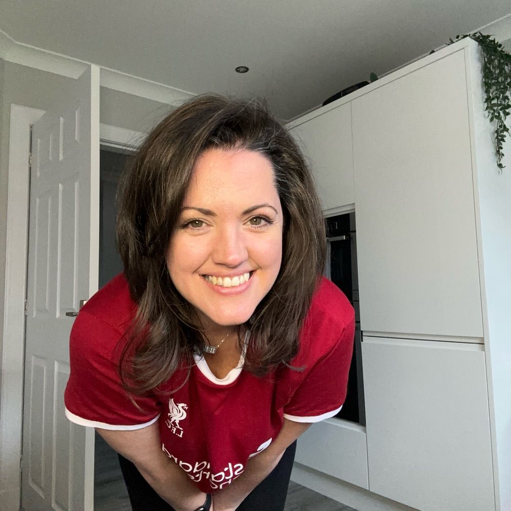 Laura (so tall…so lovely 🥰)