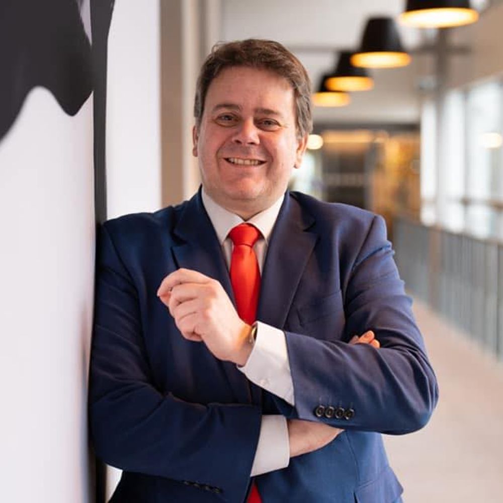 Luc BELOT