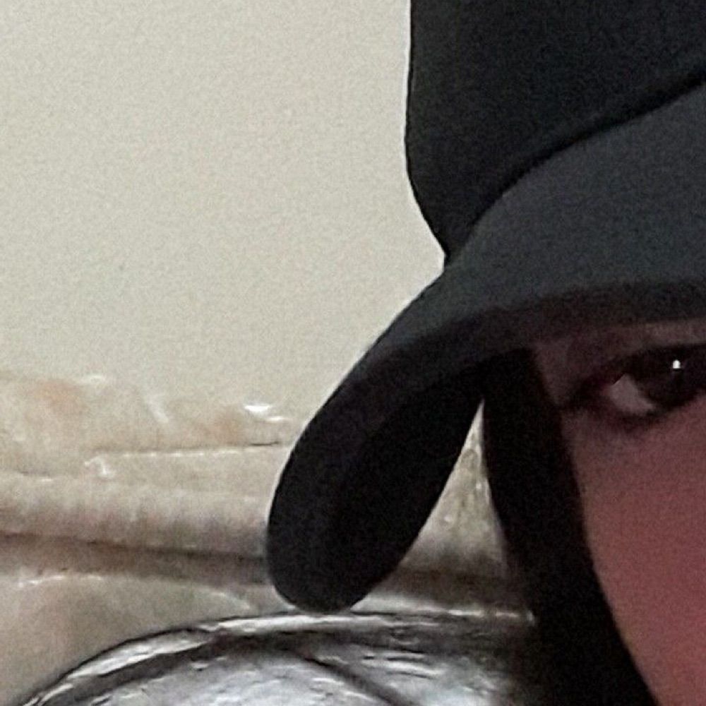 thais