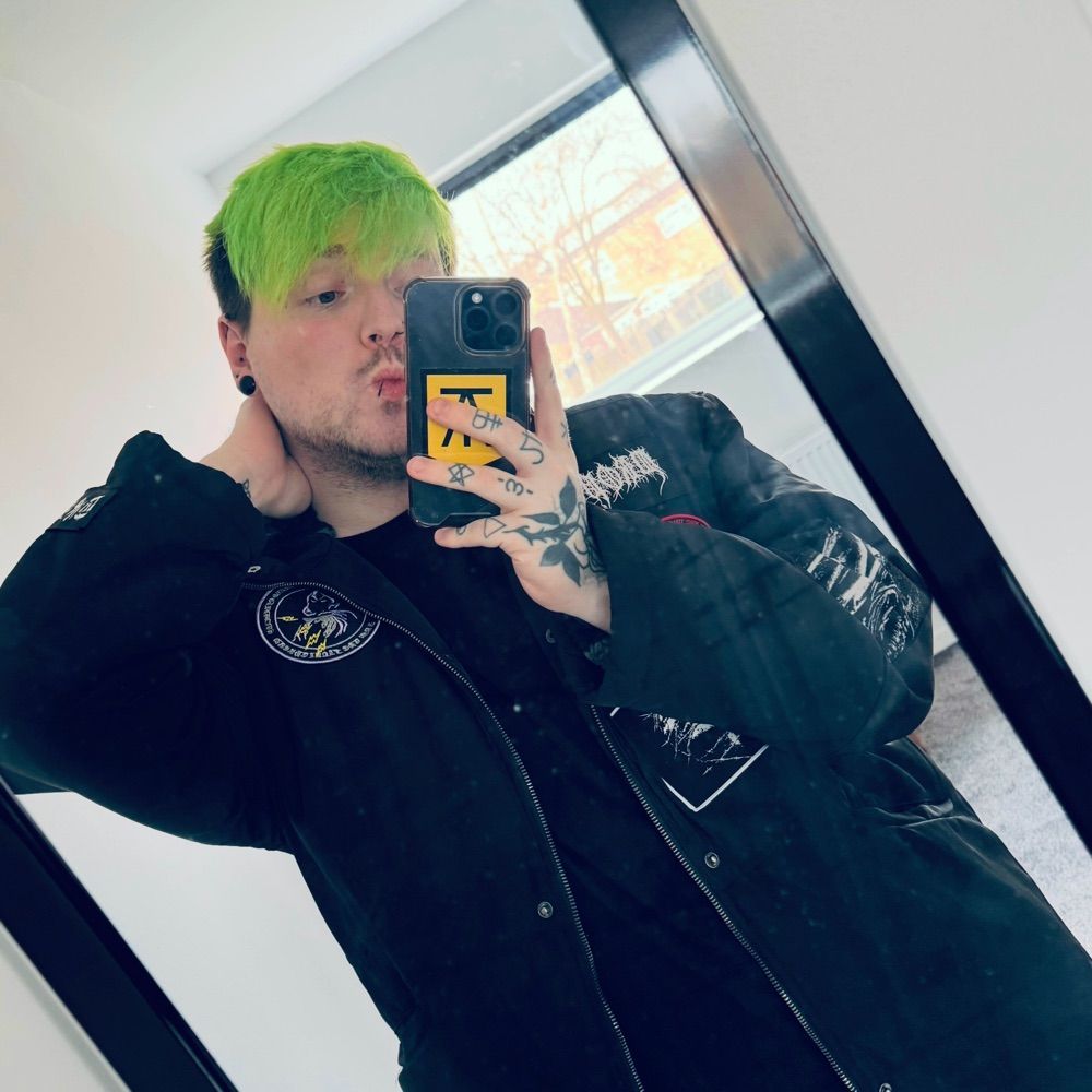 Lewi 🏳️‍🌈🔞