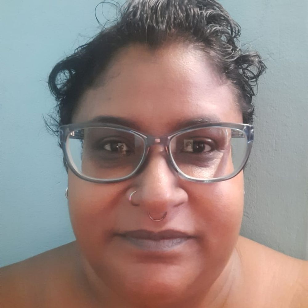Paula Lindo