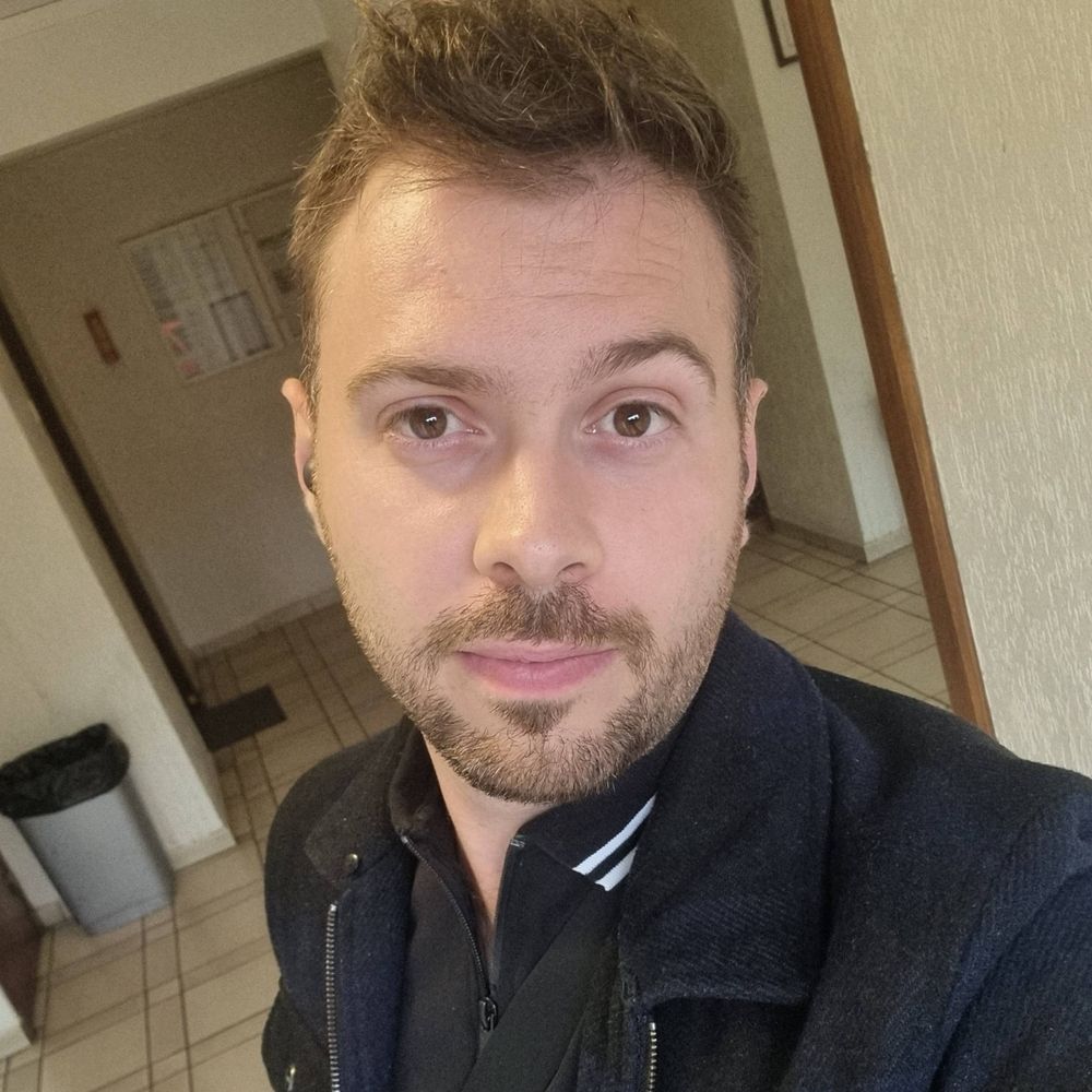 Julien | Newtiteuf